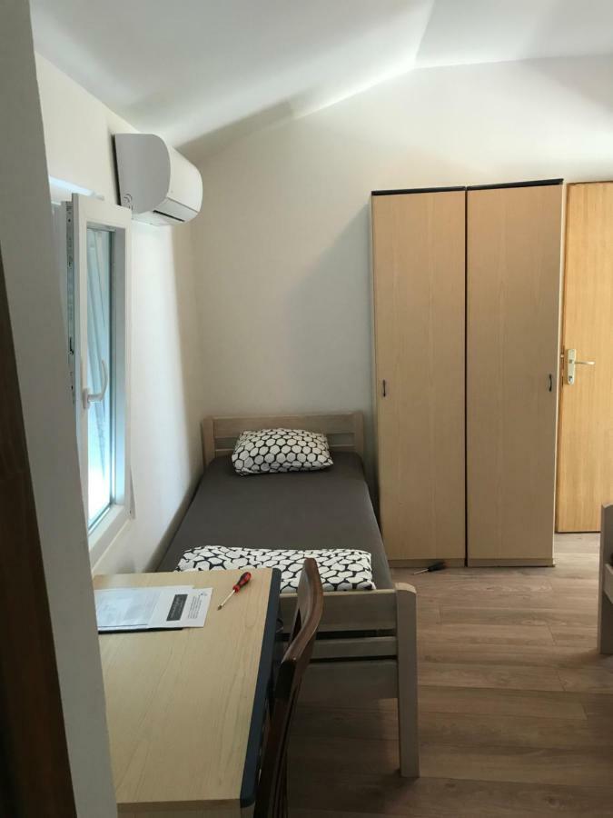 Novalja Inn 2 Экстерьер фото
